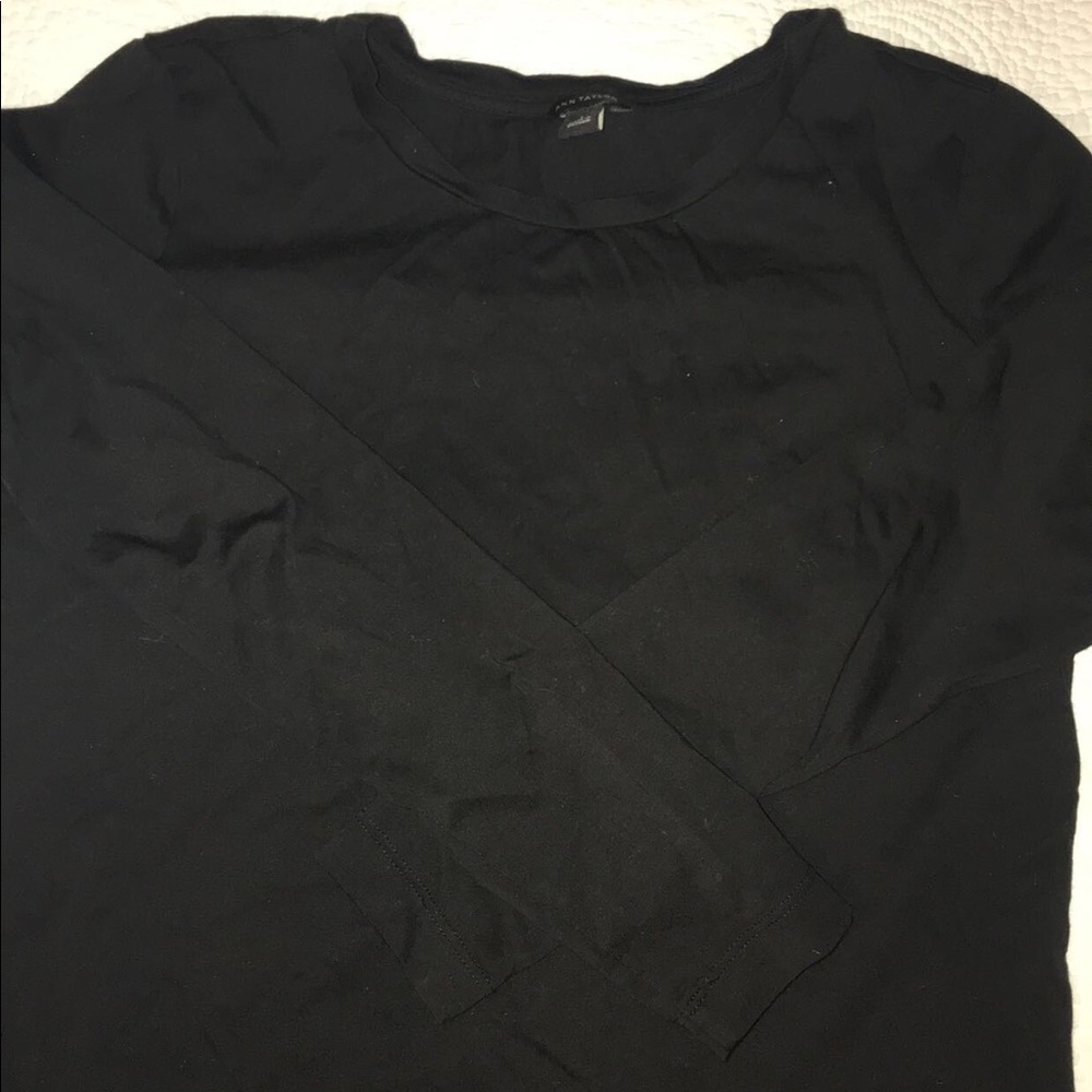 PLAIN BLACK LONG SLEEVE ANN TAYLOR SHIRT